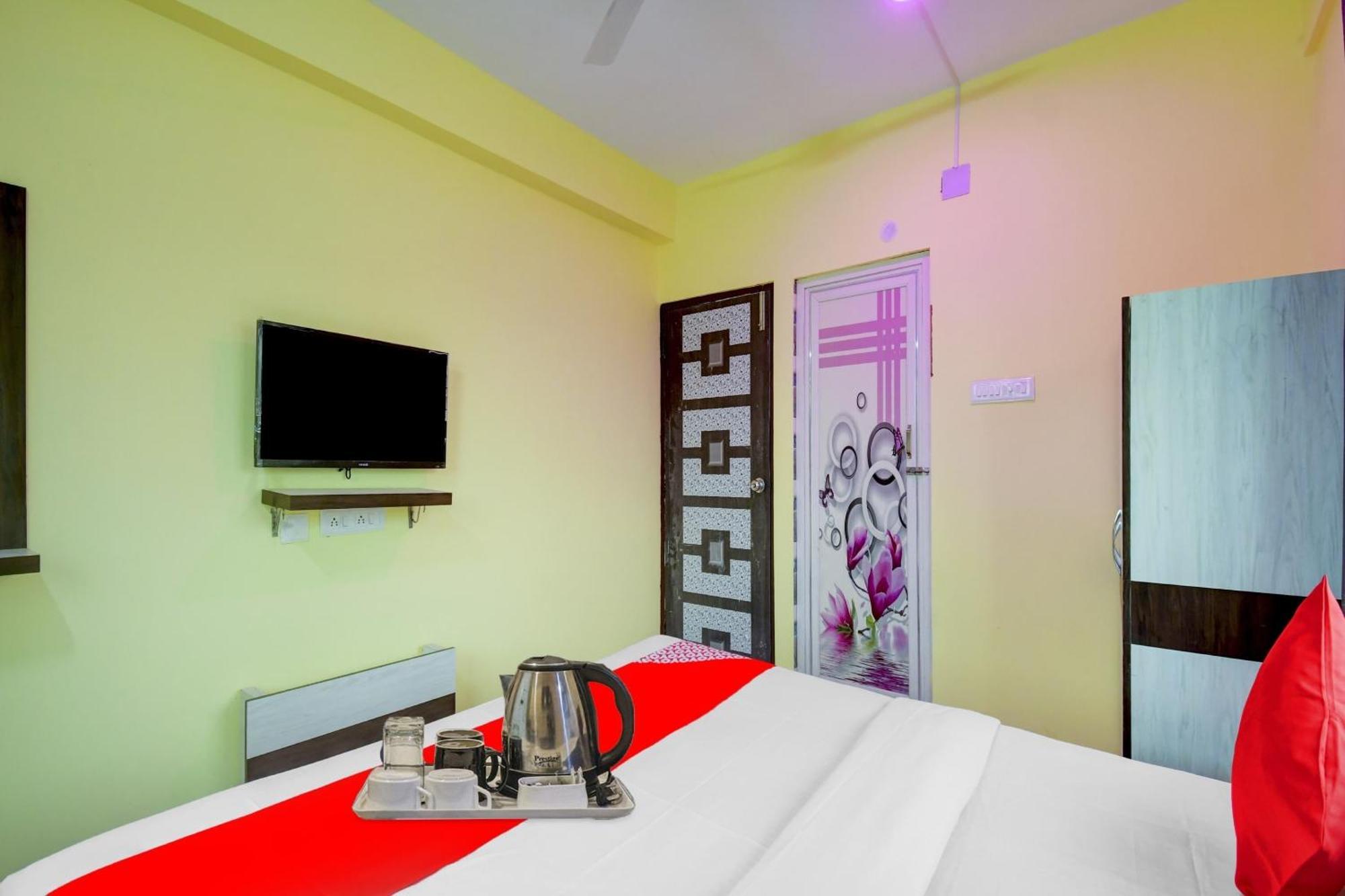 Super Hotel O 4 Friends Kolkata Exterior photo