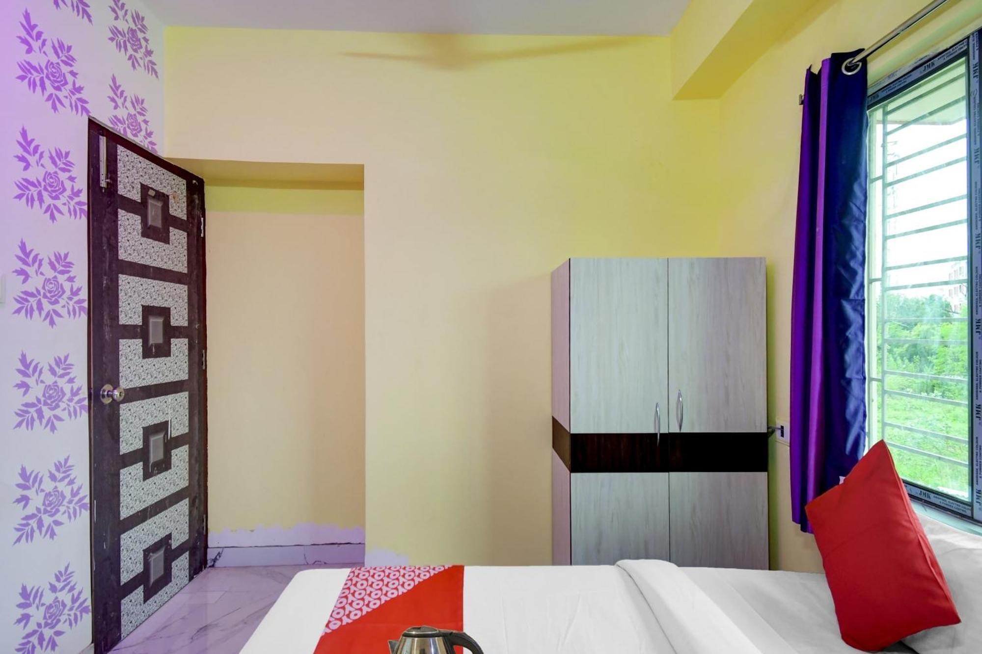 Super Hotel O 4 Friends Kolkata Exterior photo