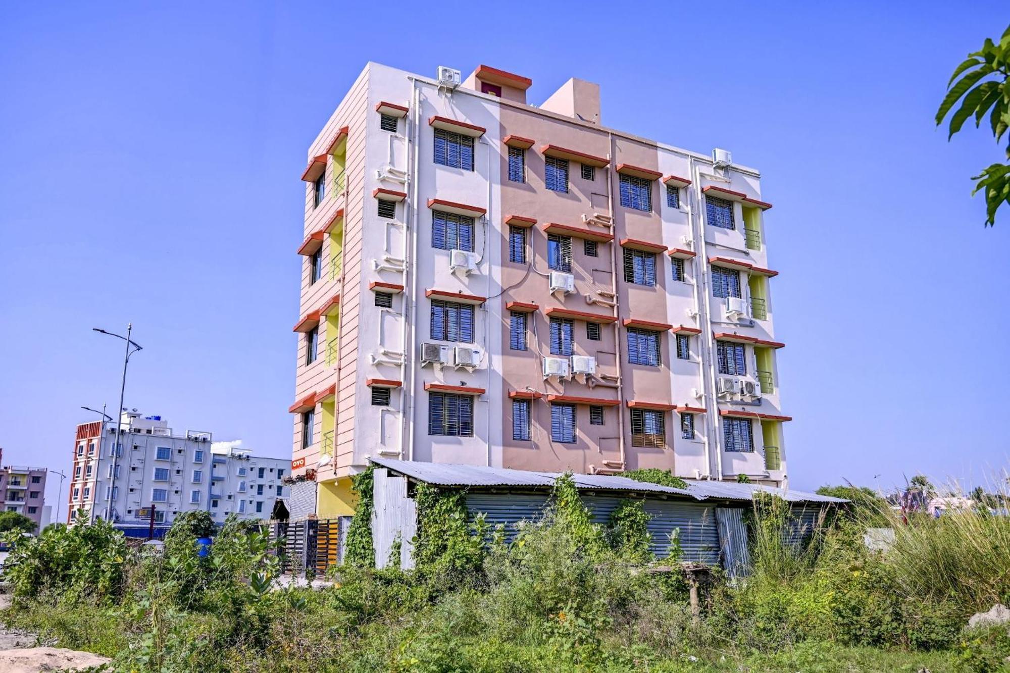 Super Hotel O 4 Friends Kolkata Exterior photo